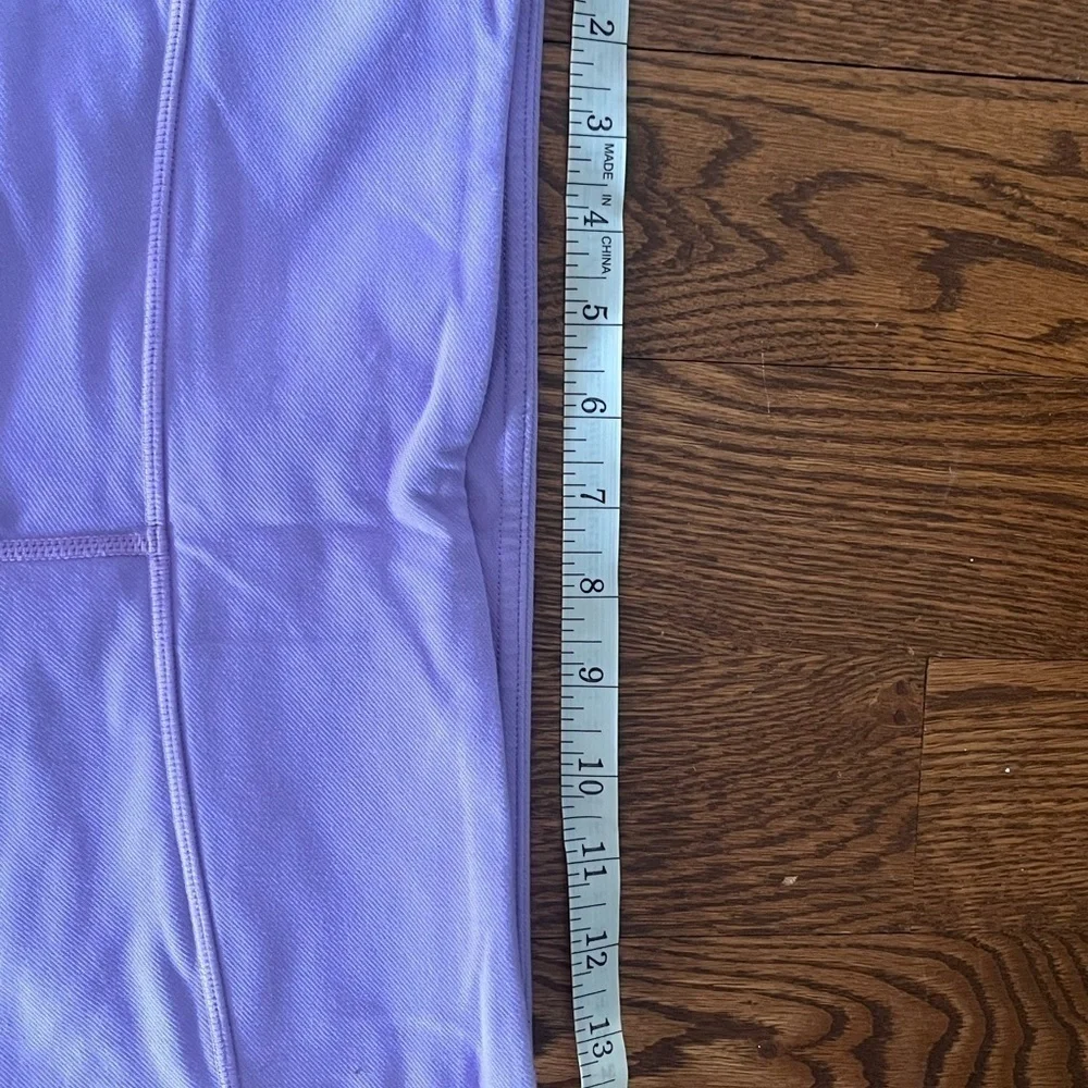 Lululemon Wunder Under Crop
Purple size 6 - Picture 4 of 8